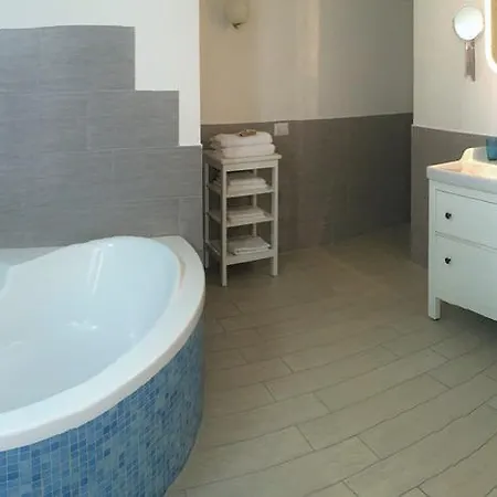 Sweethometoledo דירה *