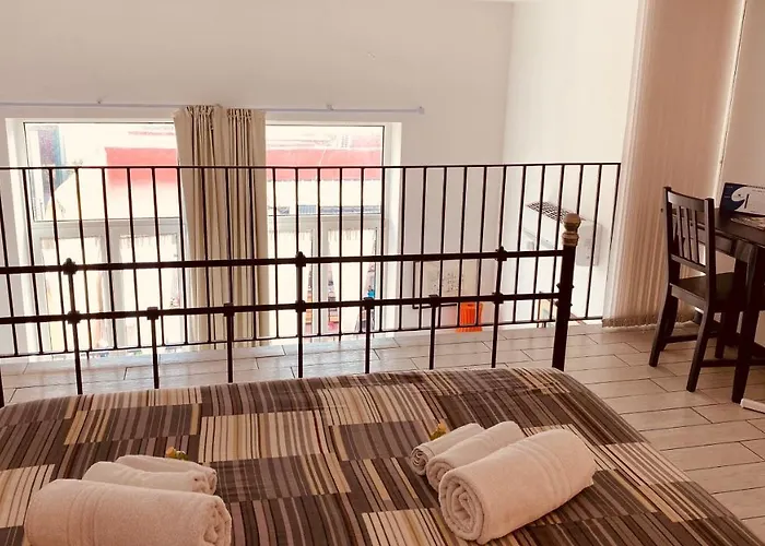 Sweethometoledo Apartament *