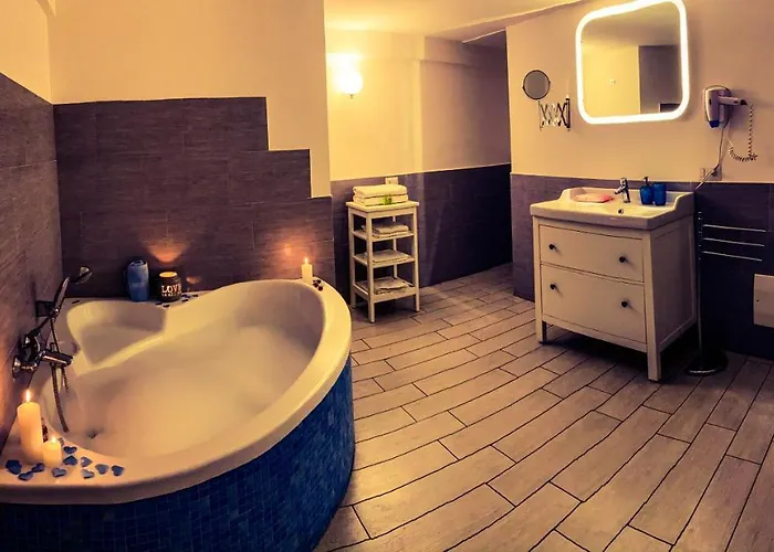 Sweethometoledo Naples